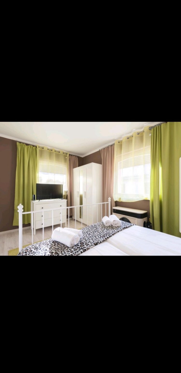 Barbarosa Airport Apartman Budapest