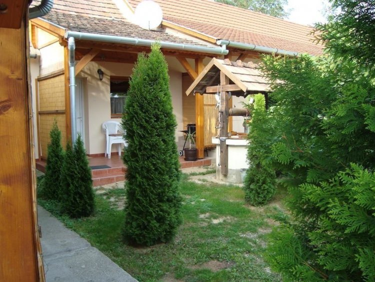 Adica Apartman Kehidakustány