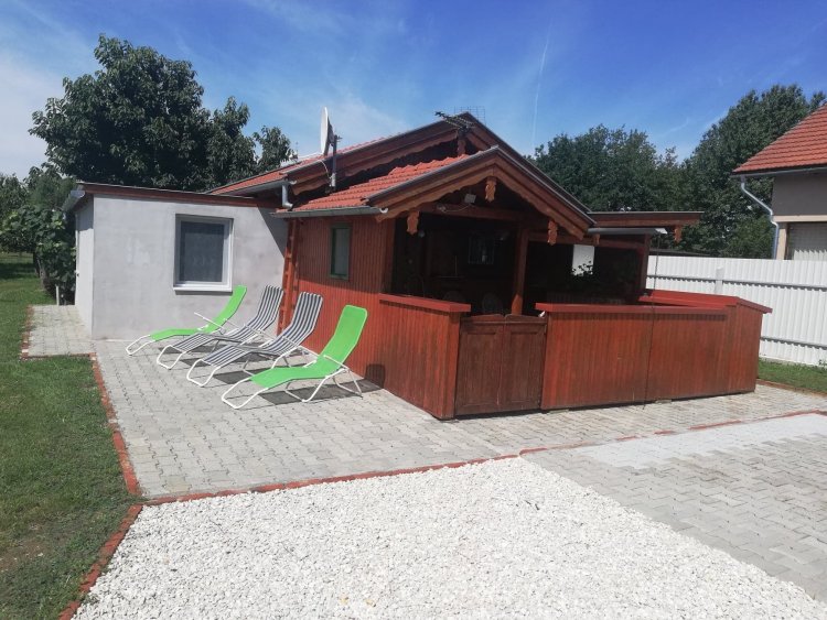 Tölgyfa Apartman Sárvár