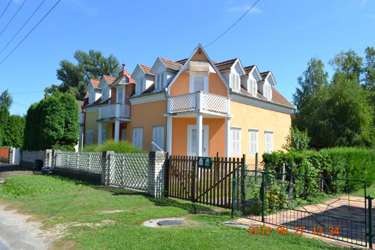 Maurer Szálláshelyek Balatonfenyves