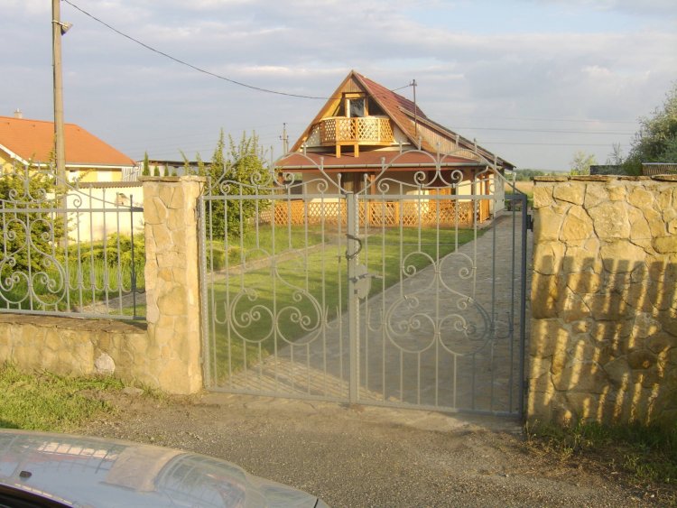 Zoltán Apartmanok Zamárdi