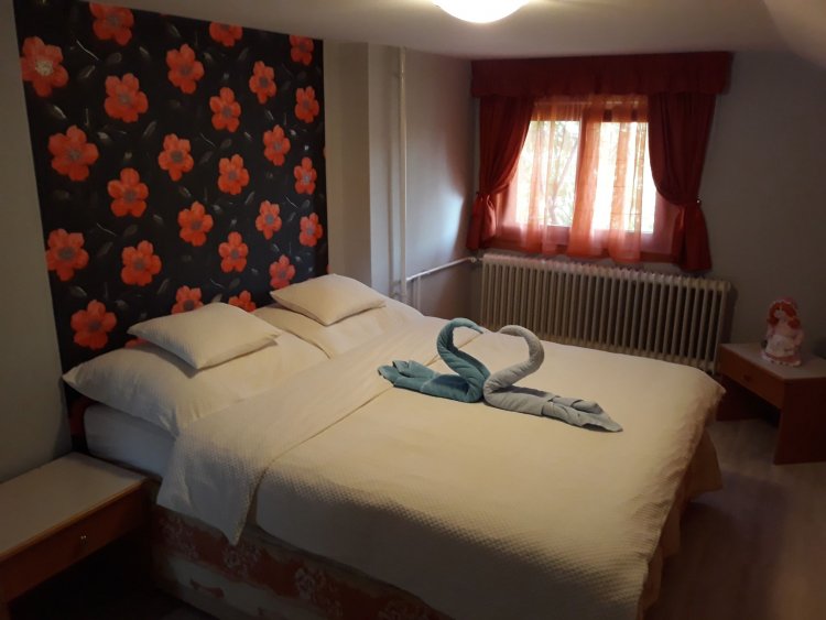 Rózsa Apartman Lenti