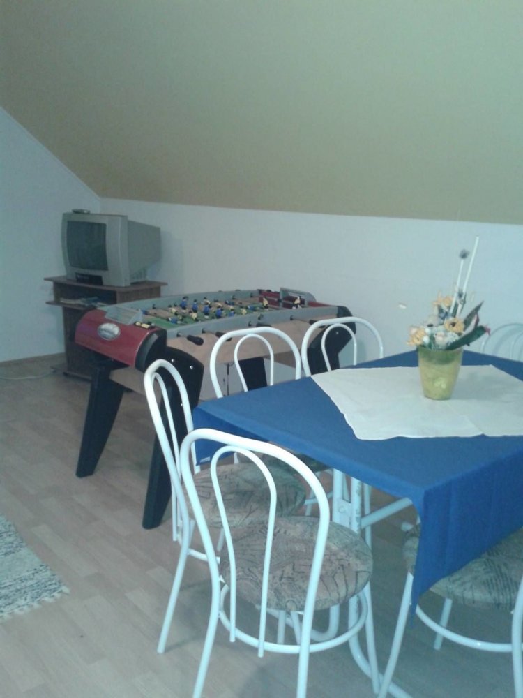 Fehérszekér Apartman Abádszalók