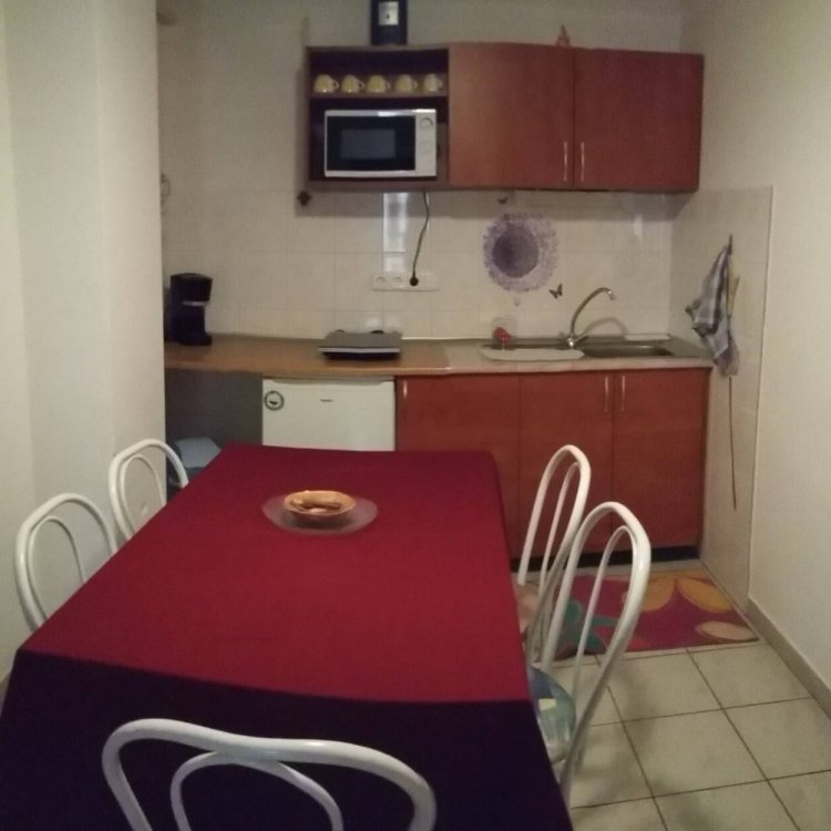 Norbi Apartmanok Abádszalók