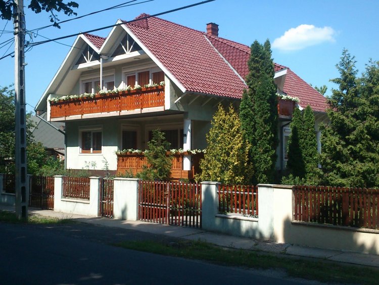 Bertalan Apartmanház Balatonföldvár