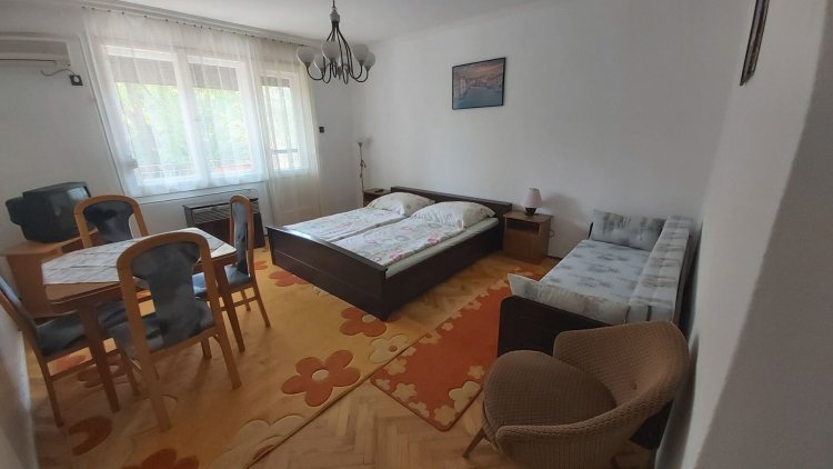 Eszti Apartman Hajdúszoboszló