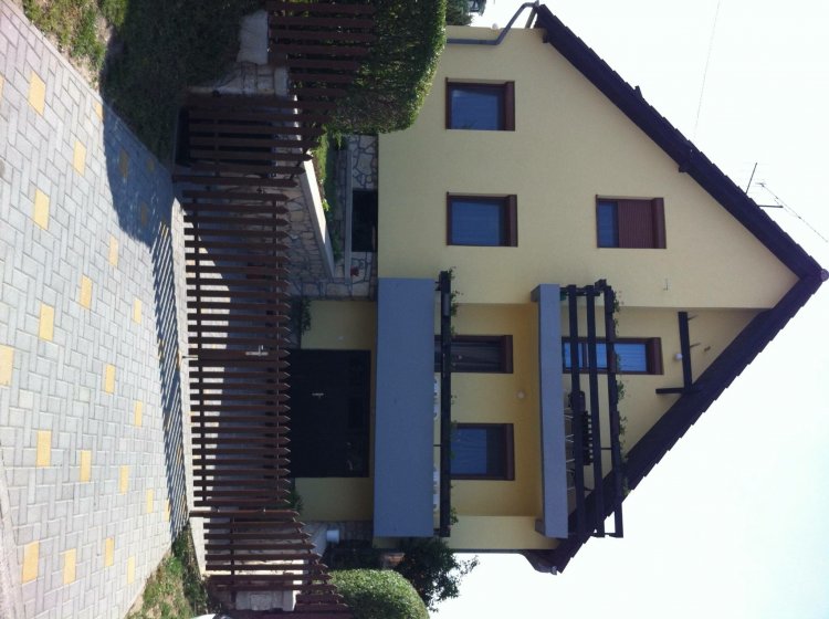 Lívia Apartman Balatonalmádi