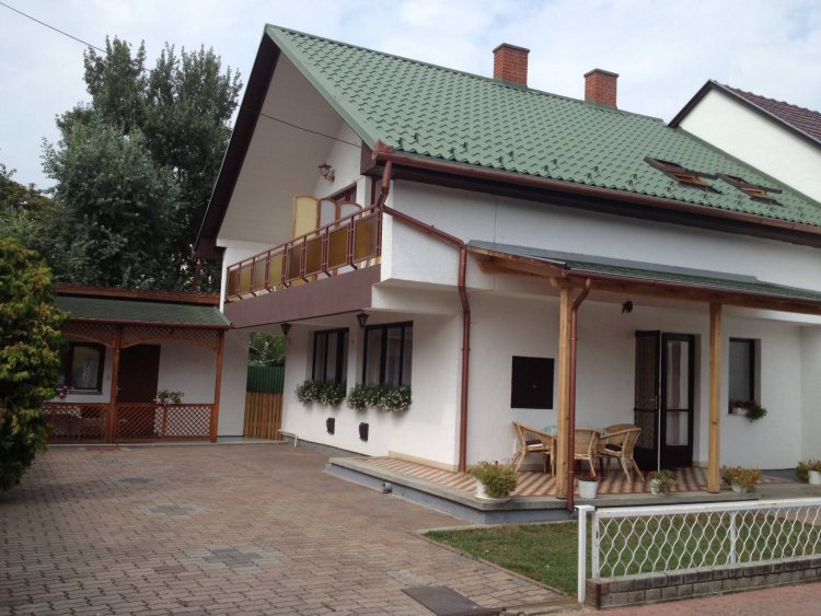 Adrienn Apartman Aranypart Siófok