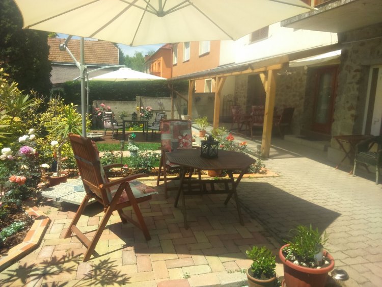 Virág Apartmanház Sopron