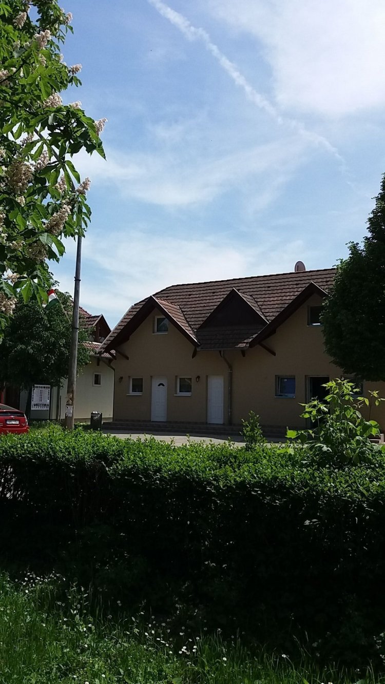 Pusztai Apartmanok Balatonszemes