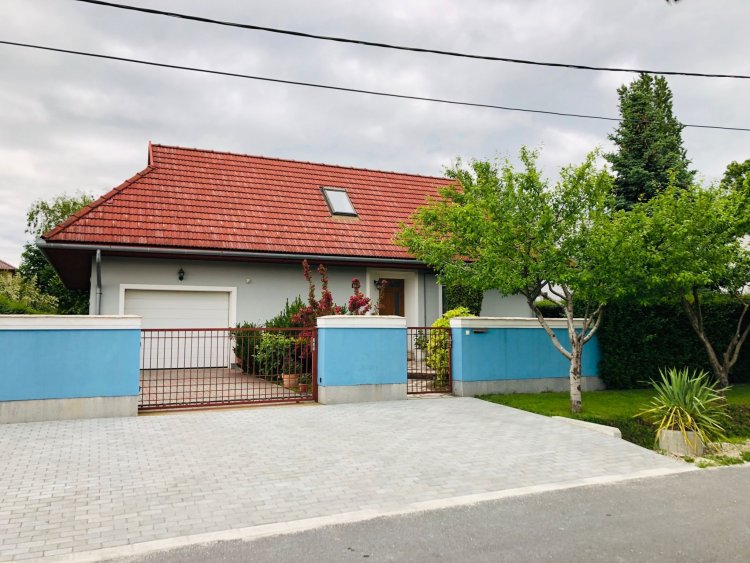 Buzavirág Apartman Keszthely
