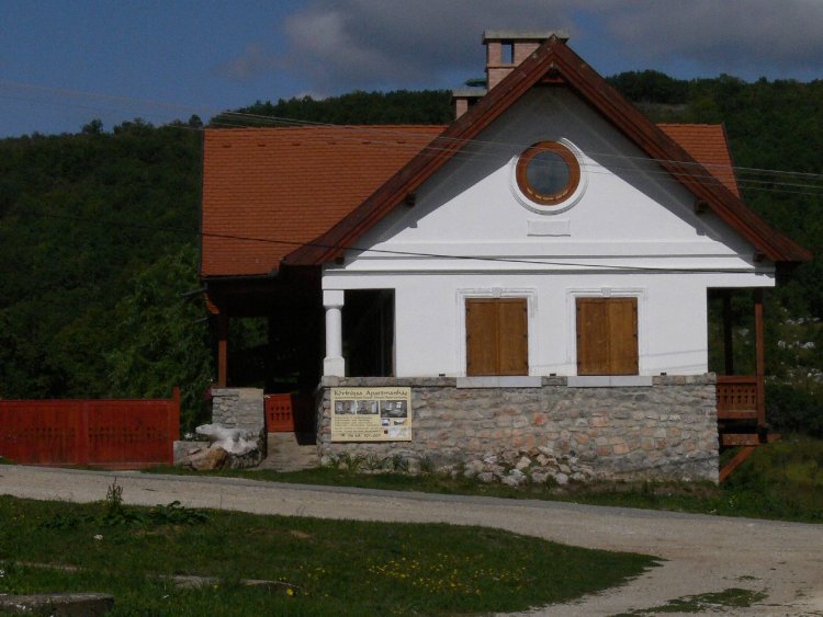 Kövirózsa Apartman Aggtelek