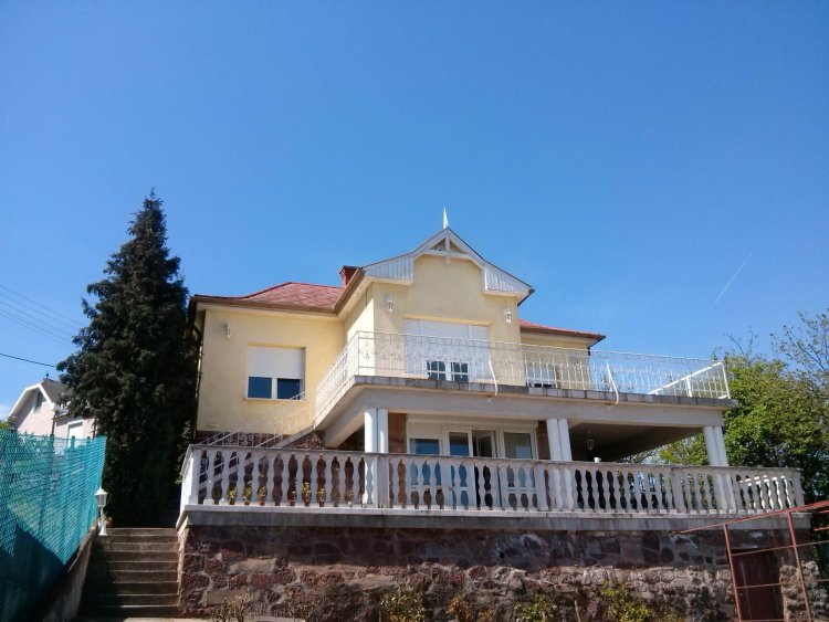 Szuperpanorámás Apartman Balatonalmádi