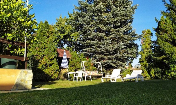 Villa Dóra Balatonkeresztúr