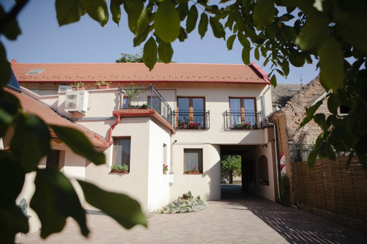 LuDo Apartman & Spa Makó