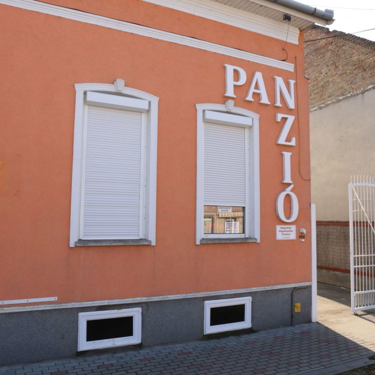 Megyeház Panzió Makó