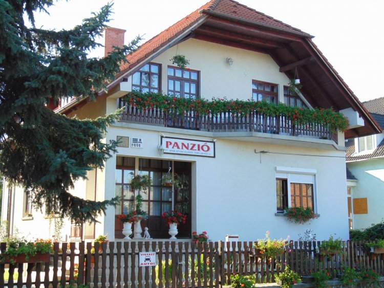István Étterem és Panzió Velence