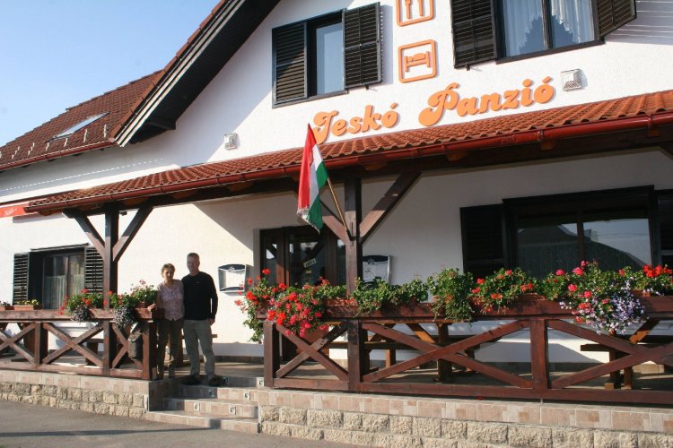 Jeskó Panzió Zirc