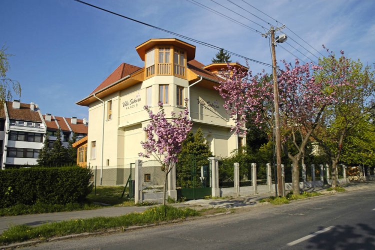 Villa Sakura Panzió Sopron