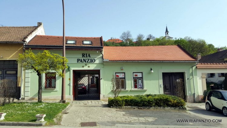 Ria Panzió Esztergom