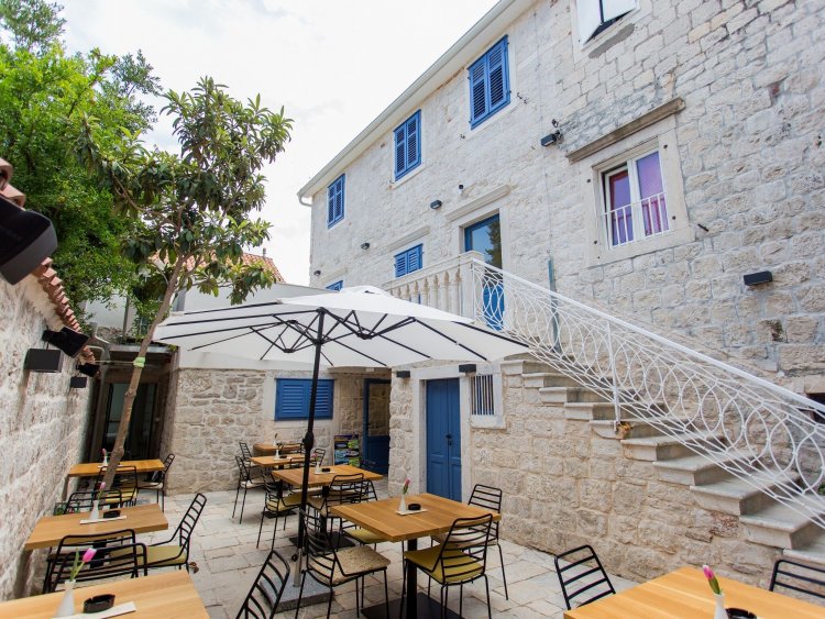 Hotel Bifora Heritage Trogir Horvátország