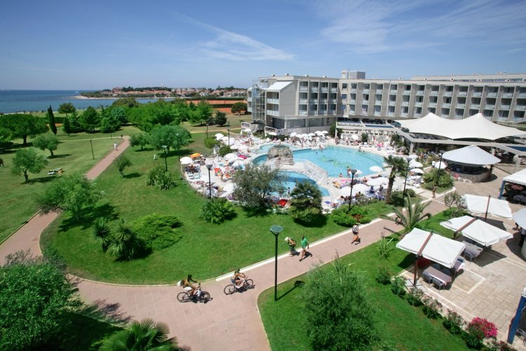 Aminess Maestral Hotel Novigrad Horvátország