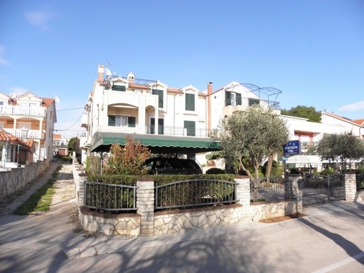 Apartmani Zdenka Vodice Horvátország