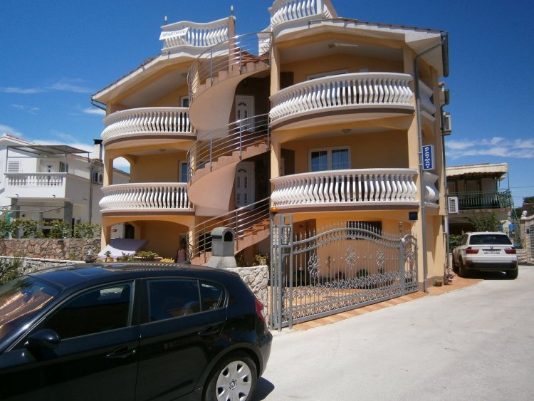 Apartmani Ani Vodice Horvátország