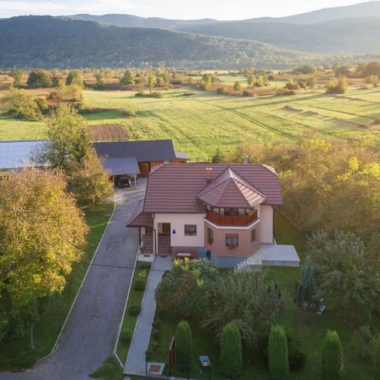 Apartman Ivan & Iva Ličko Petrovo Selo Horvátország