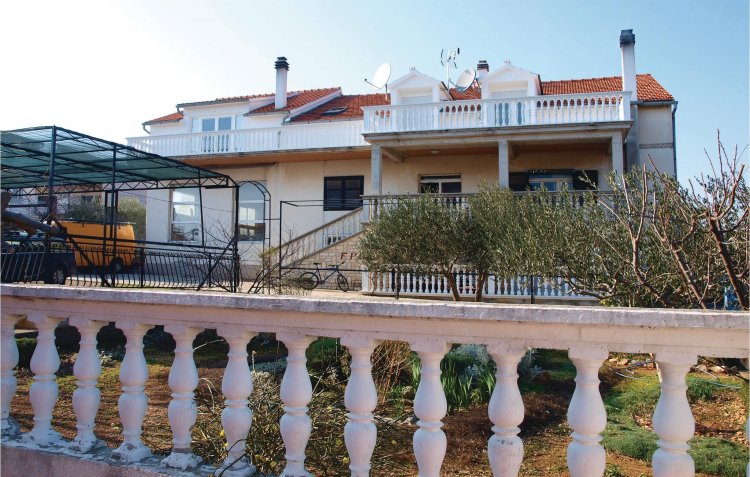 Apartman Vodice - CDV995 Horvátország
