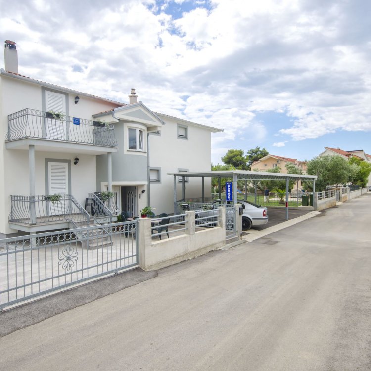Apartments Crystal Vodice Horvátország