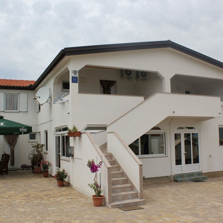 Apartments Tukara Vir Horvátország