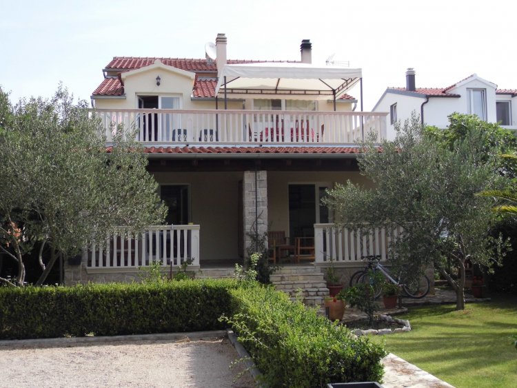 Apartmani Mali Dvori Srima Horvátország